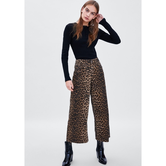 Leopard Print Culotte Jeans - Picture 2 of 9